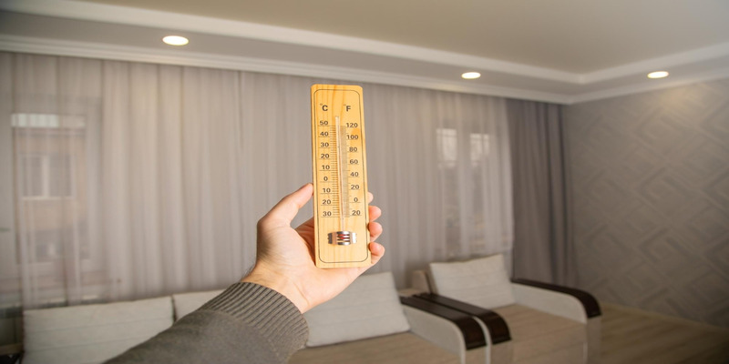 Room temperature too high affecting hotel guest comfort