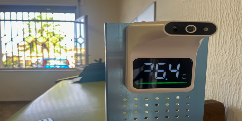 medical temperature monitoring systems